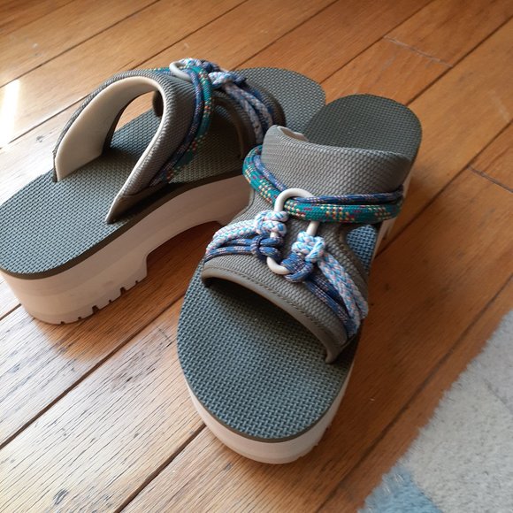 Free People Shoes - Free People  SANDALS